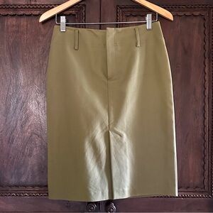 Ellen Tracy Olive Green Pencil Skirt S.4